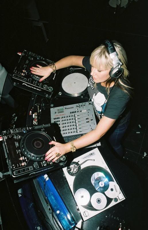 DJ NIKKI BEATNIK Freestyle