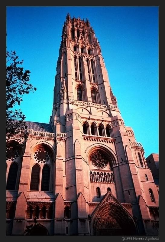 http://www.bhalu.com/naveen/leica/images/rsd-church-front.jpg