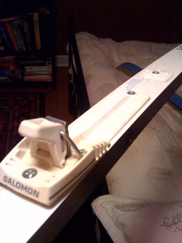 What kind of bindings are these? Skiing Forum Downhill , Cross