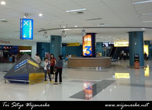 Bandara Internasional Soekarno-Hatta Bandara Internasional Soekarno-Hatta
