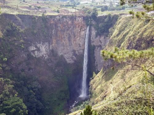 Air Terjun Sipiso-Piso Air Terjun Sipiso-Piso