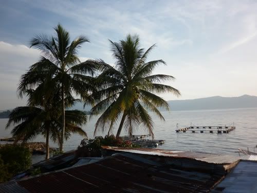 penginapan roganda tomok