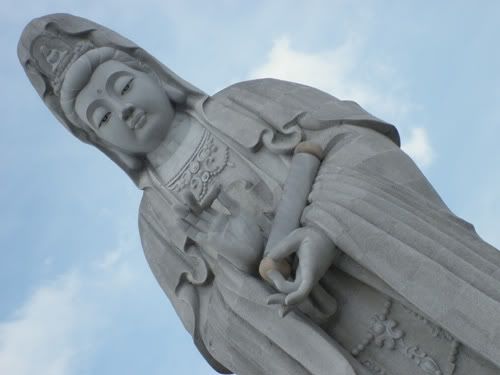 Patung Dewi Kwan Im Terbesar Asia Tenggara Ada Di Siantar