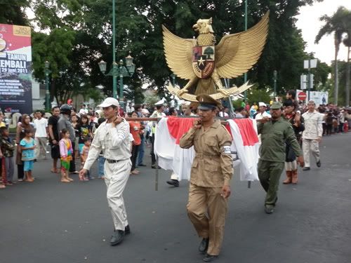 Karnaval Budaya 62 Tahun Jogja Kembali Karnaval Budaya 62 Tahun Jogja Kembali