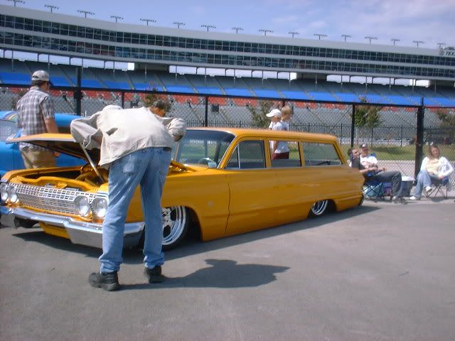 http://i107.photobucket.com/albums/m300/cats7622/Goodguys%20Hot%20Rod%20Run/abe8.jpg