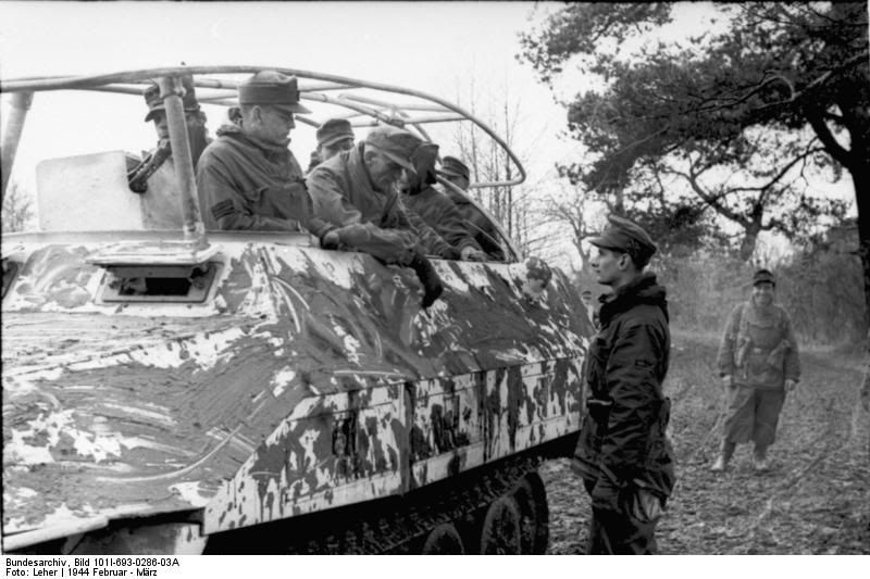 Bundesarchiv_Bild_101I-693-0286-03A.jpg