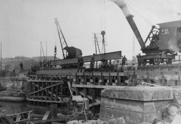 rrcrane2-1.jpg