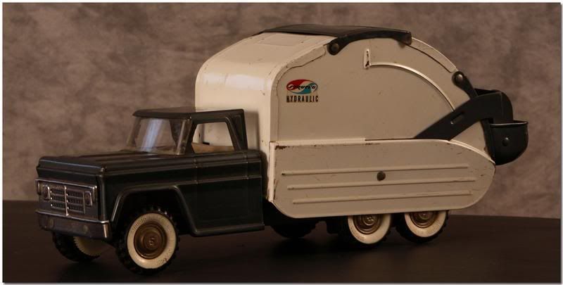 IMAGE: http://i107.photobucket.com/albums/m310/Red73_01/IMG_0137copy.jpg