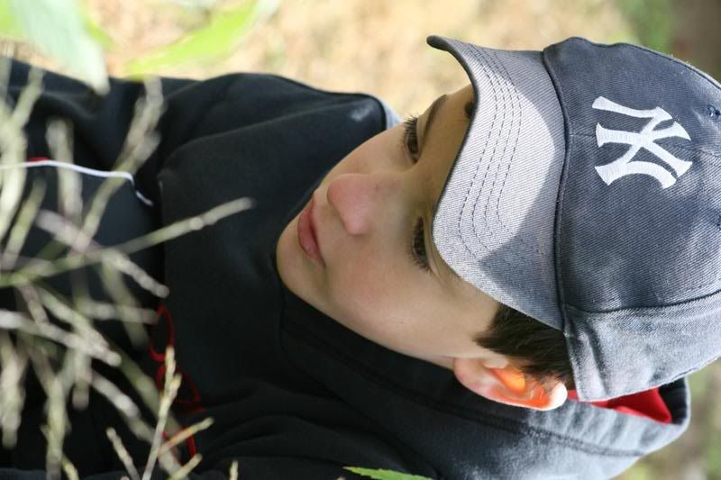 IMAGE: http://i107.photobucket.com/albums/m310/Red73_01/IMG_0841.jpg