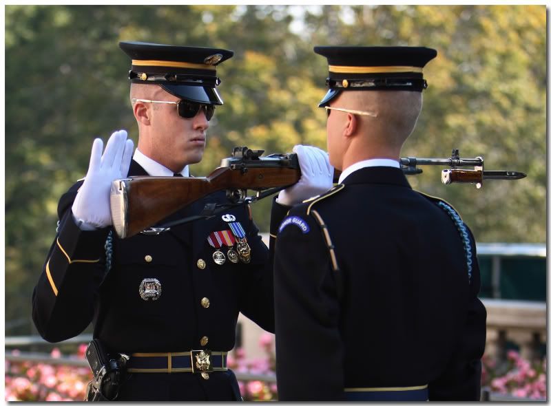 IMAGE: http://i107.photobucket.com/albums/m310/Red73_01/IMG_28218x10f.jpg