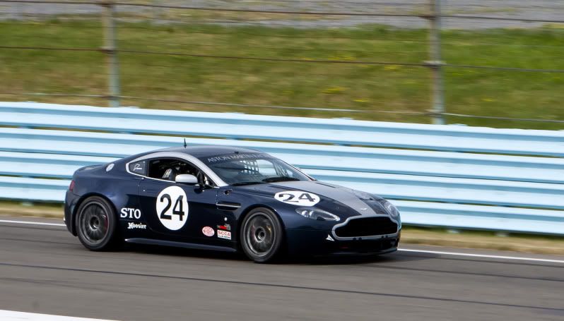 IMAGE: http://i107.photobucket.com/albums/m310/Red73_01/_MG_5307.jpg?t=1311628386