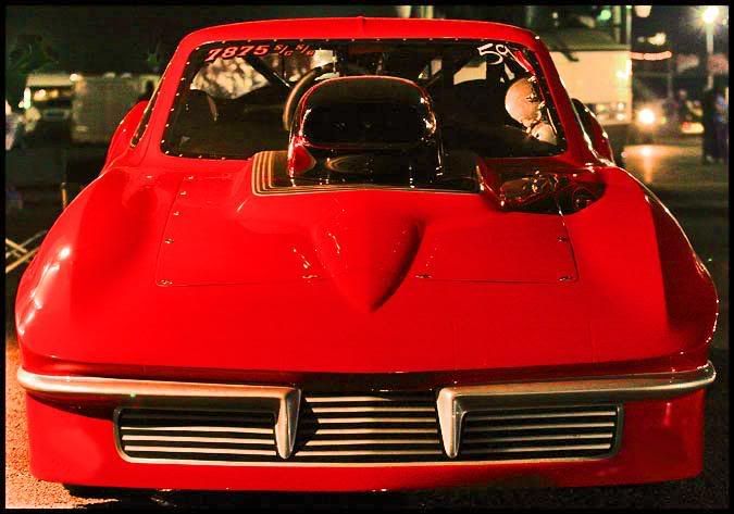 IMAGE: http://i107.photobucket.com/albums/m310/Red73_01/vette45_edited-1.jpg