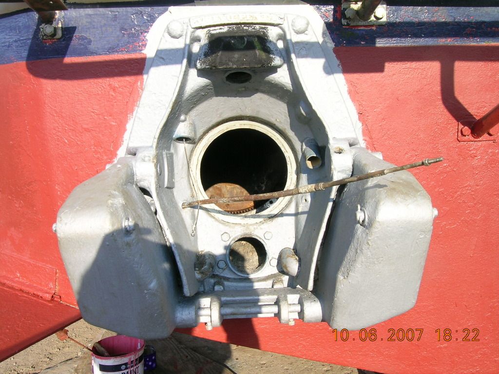 Volvo Penta aqad41a with 290dp leg gimbal bearing replacement YBW Forum