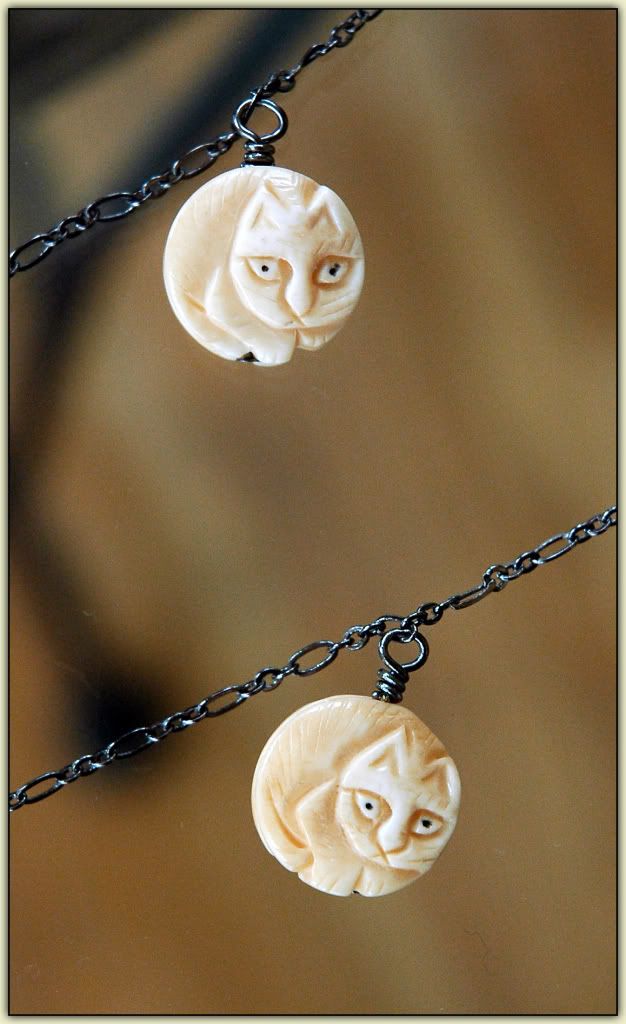 Cat Necklace Detail