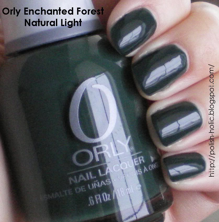 But really, I love this polish. It's a slightly greyed out deep forest green