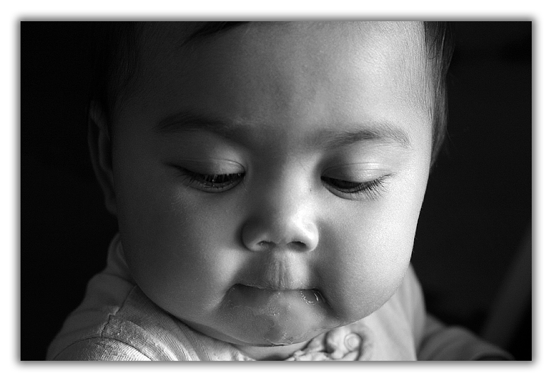 IMAGE: http://i107.photobucket.com/albums/m318/iNfEk/Canon%20XSi/Kids/IMG_0693.png