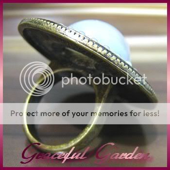 CR2069 Vintage Victorian Round Shield Faux Pearls Ring  