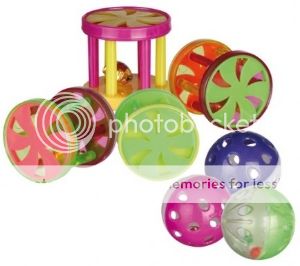  photo balls-rolls-plastic-cat-toy-bell-trixie-4099-500x500.jpg